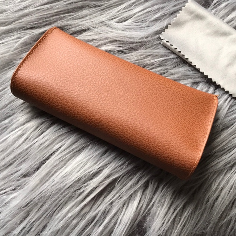 Ray-Ban case - Picture 3 of 3